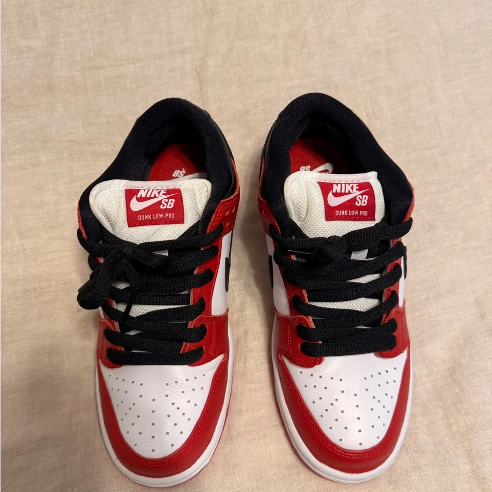 Nike SB Dunk low pro ‘J-pack Chicago’ sneakers varsity red size 38 / mens 5.5EUC